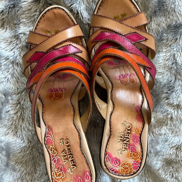 Via Venetto wedge - Picture 4 of 7